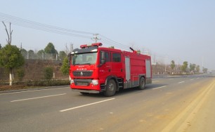 豪沃水罐消防车内饰..