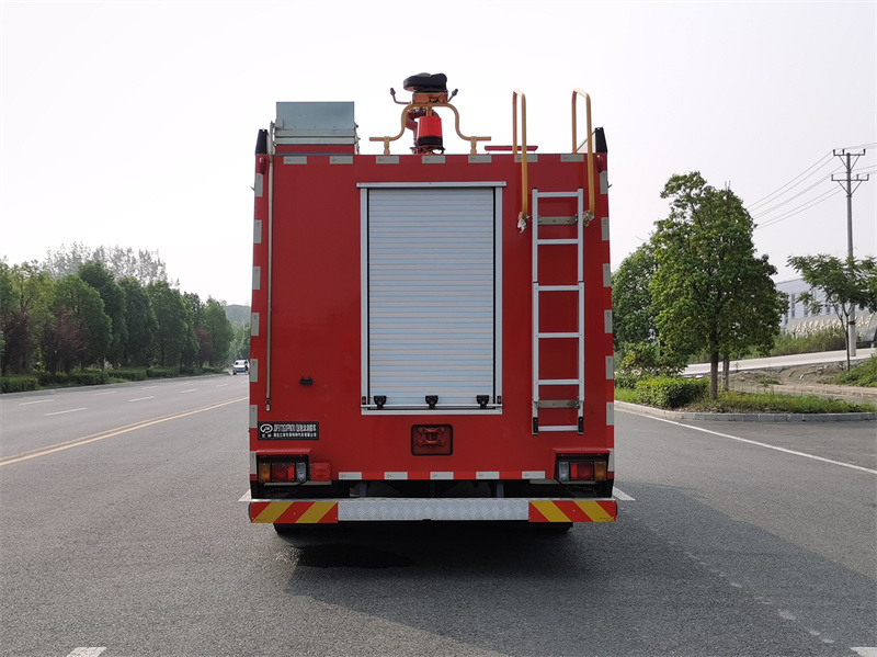 五十铃水罐消防车（6.3吨）图片
