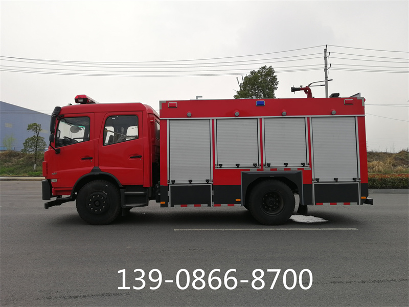 东风145泡沫消防车（5.3吨）图片